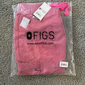 Figs Brand New with tags Breast Cancer Pink Zamora Joggers $40 size small